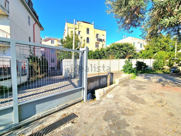 locale commerciale in affitto a Trecase