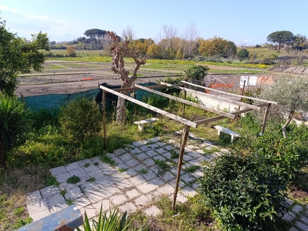 appartamento in affitto a Trecase