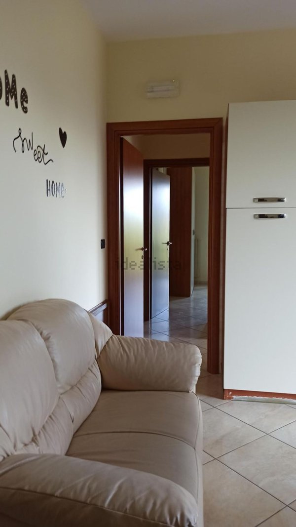 appartamento in affitto ad Aiello del Sabato in zona Sabina