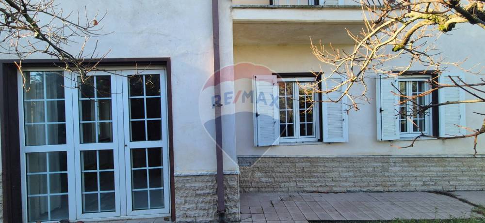 locale commerciale in affitto ad Andretta