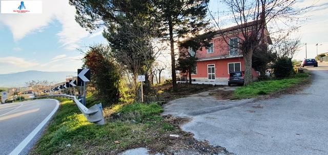 casa indipendente in affitto ad Ariano Irpino