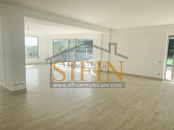 locale commerciale in affitto ad Ariano Irpino