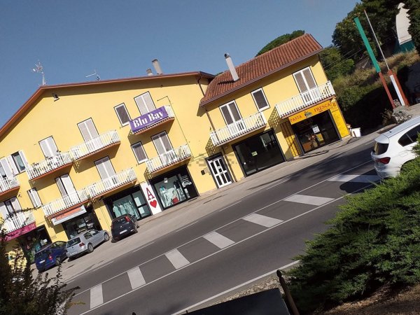 locale commerciale in affitto ad Ariano Irpino