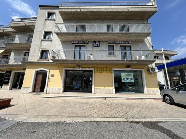 locale commerciale in affitto ad Ariano Irpino
