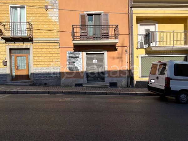 negozio in affitto ad Ariano Irpino
