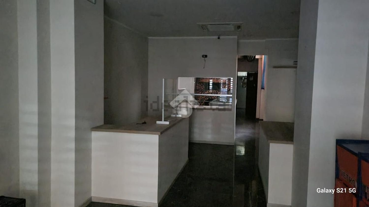 locale commerciale in affitto ad Atripalda