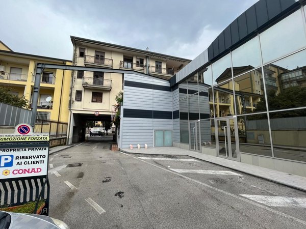 ufficio in affitto ad Atripalda