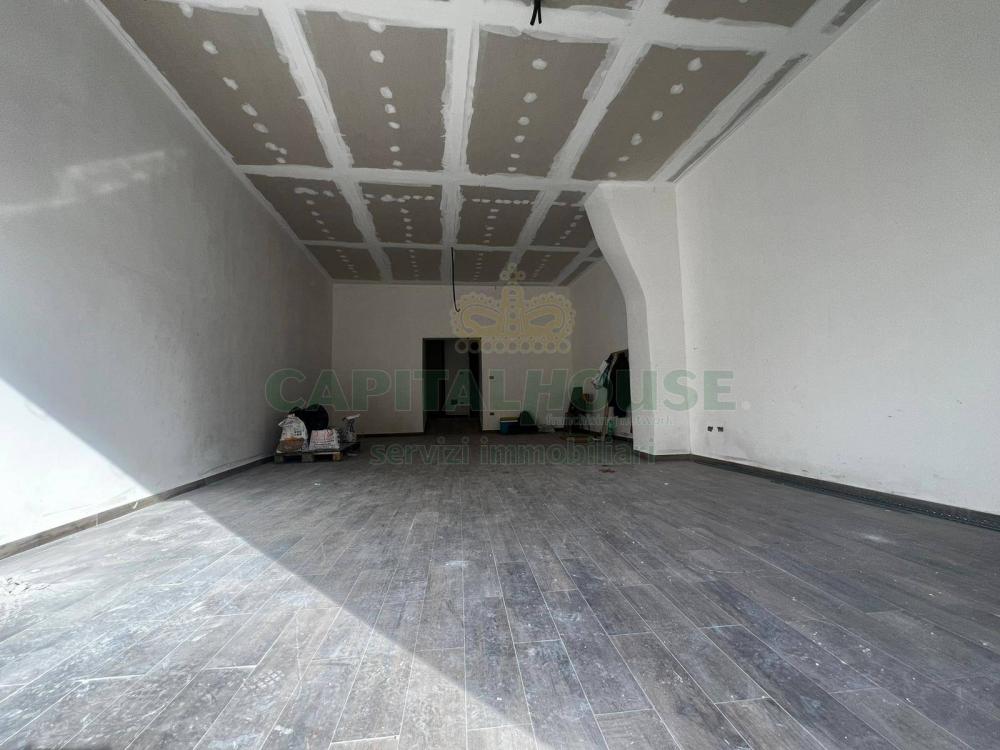 negozio in affitto ad Atripalda