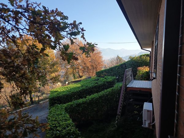 casa indipendente in affitto ad Atripalda