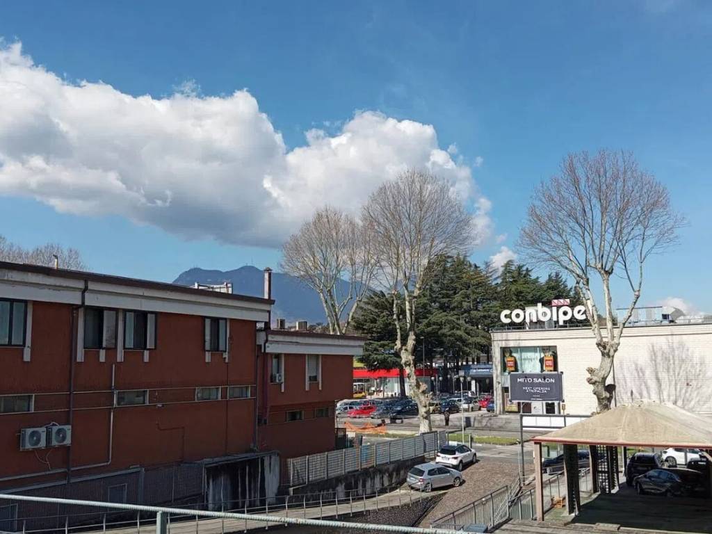 negozio in affitto ad Atripalda