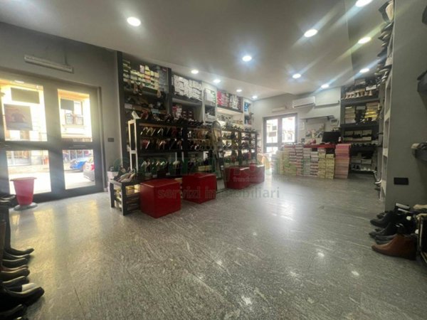 locale commerciale in affitto ad Atripalda