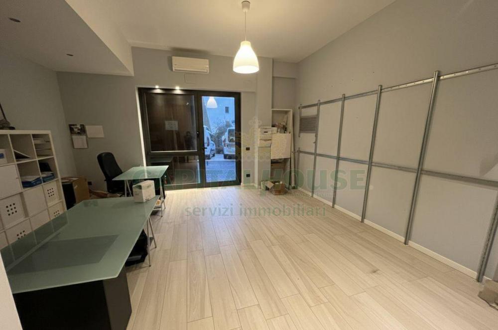 locale commerciale in affitto ad Atripalda