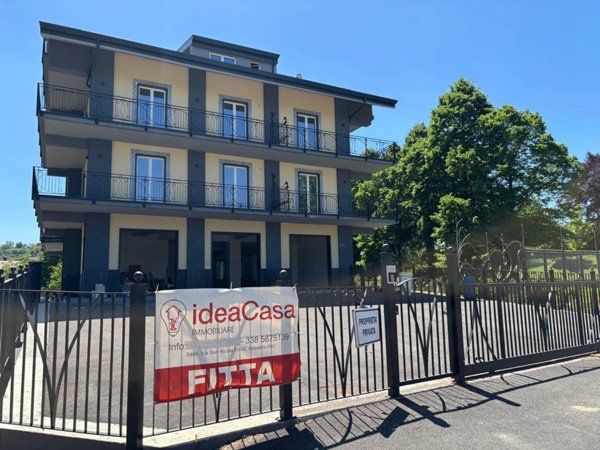 negozio in affitto ad Atripalda