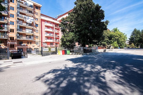 locale di sgombero in affitto ad Atripalda