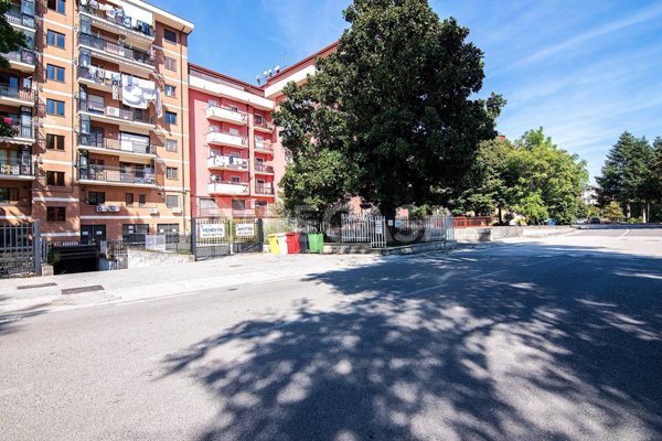 locale di sgombero in affitto ad Atripalda