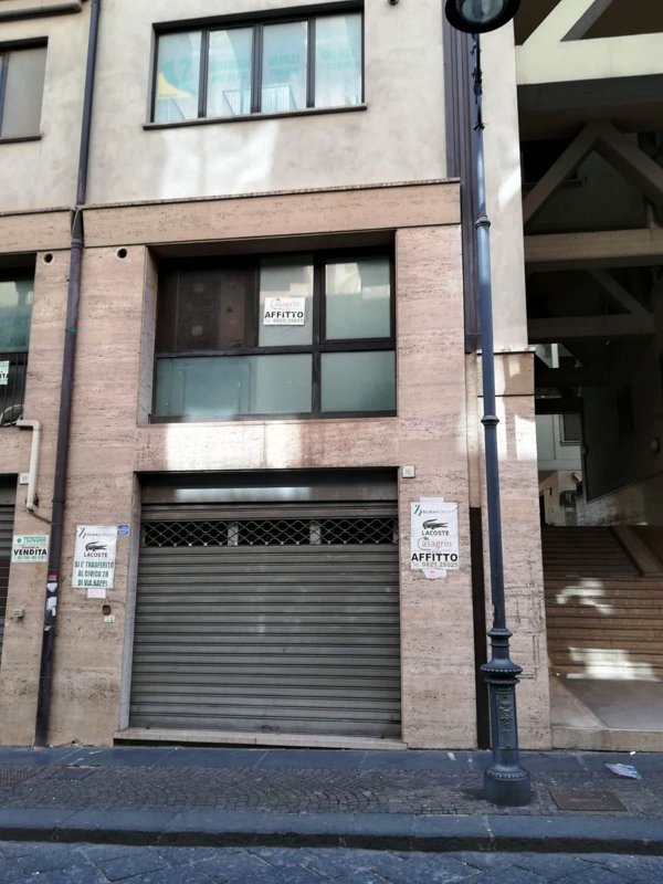 locale commerciale in affitto ad Avellino in zona Centro Città