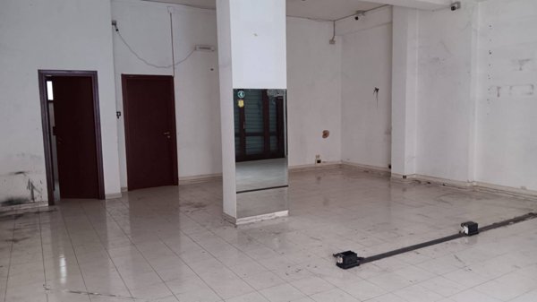 locale commerciale in affitto ad Avellino in zona Centro Città