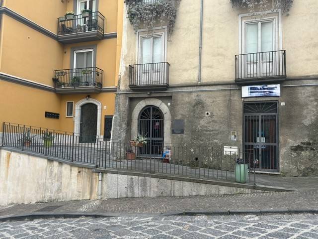 negozio in affitto ad Avellino