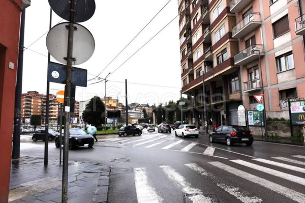 trivano in affitto ad Avellino