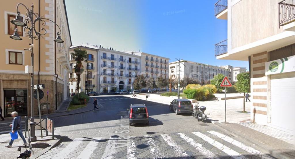 negozio in affitto ad Avellino