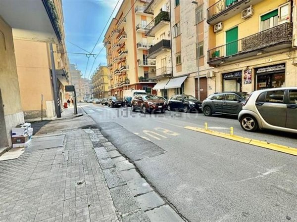 locale commerciale in affitto ad Avellino