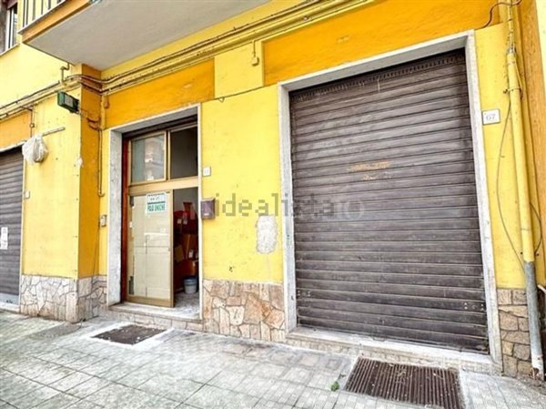locale commerciale in affitto ad Avellino
