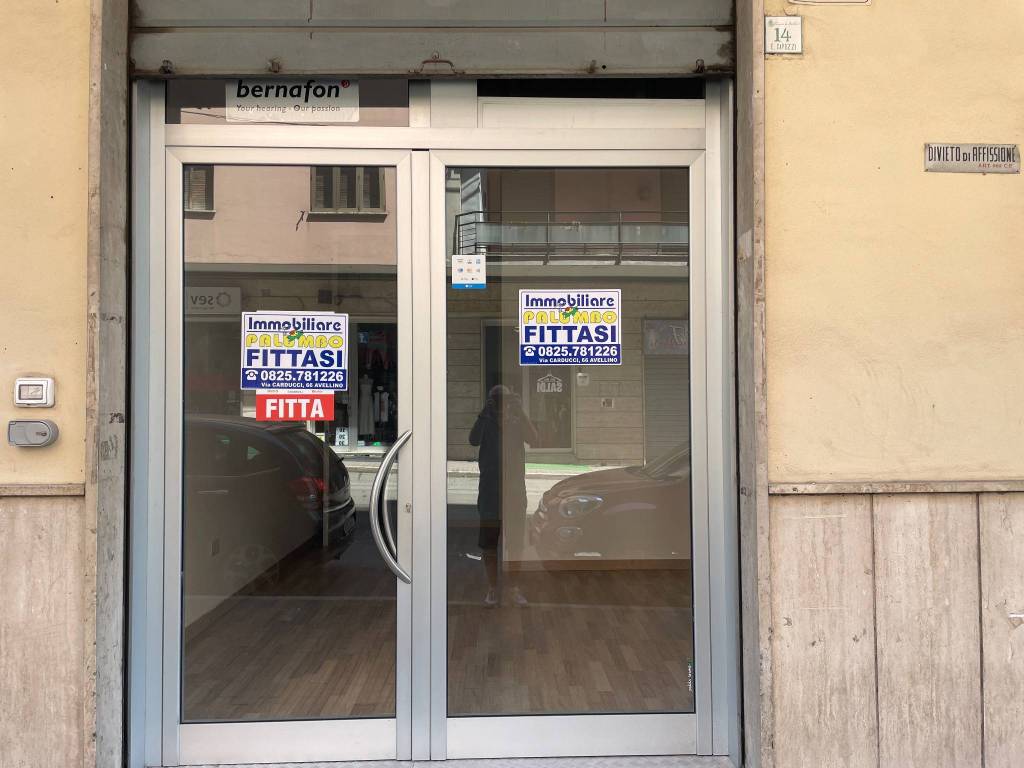 negozio in affitto ad Avellino