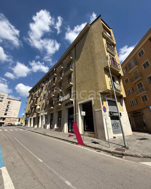 negozio in affitto ad Avellino in zona Centro Città