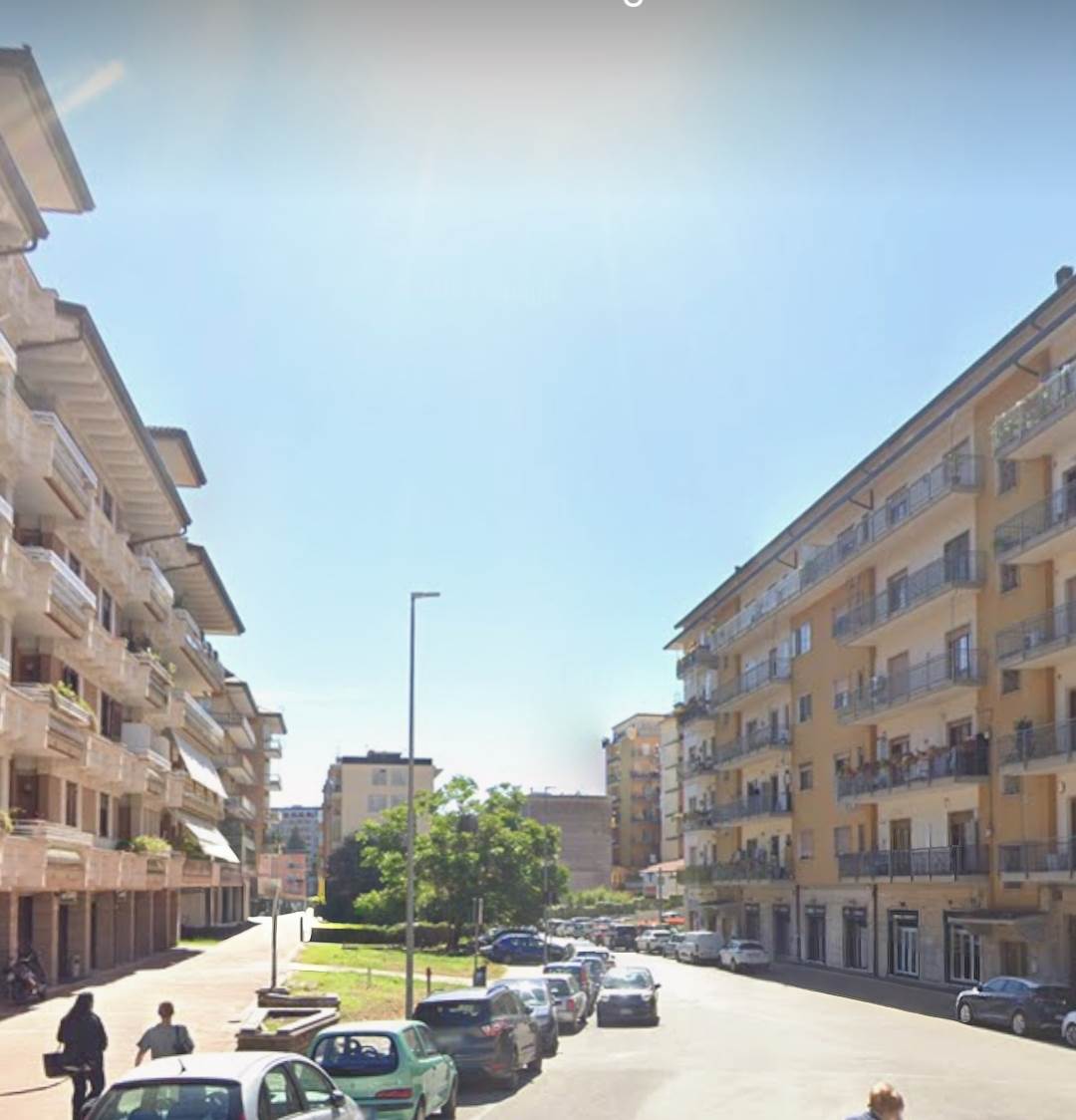 locale commerciale in affitto ad Avellino