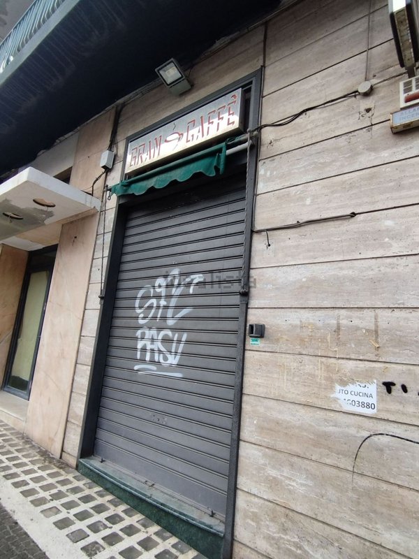 locale commerciale in affitto ad Avellino in zona Centro Città
