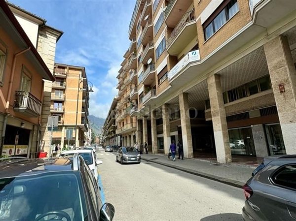 locale commerciale in affitto ad Avellino