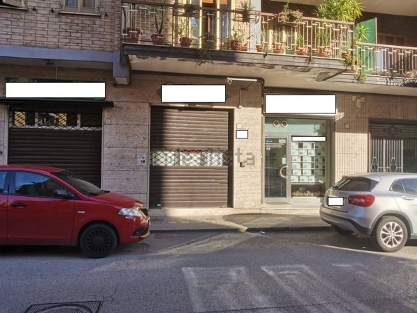 locale commerciale in affitto ad Avellino