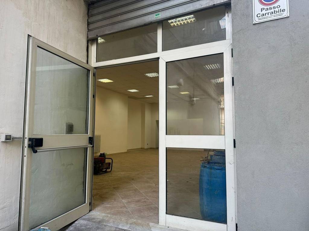 negozio in affitto ad Avellino