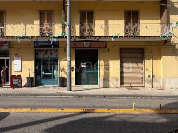 locale commerciale in affitto ad Avellino