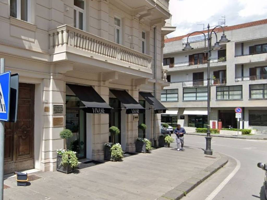 negozio in affitto ad Avellino