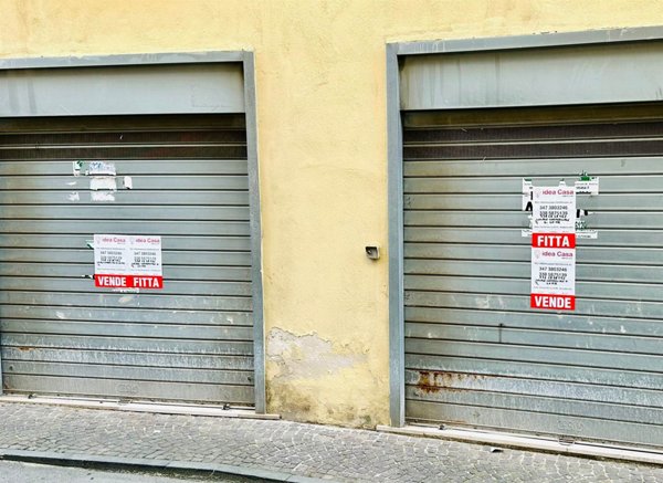 negozio in affitto ad Avellino