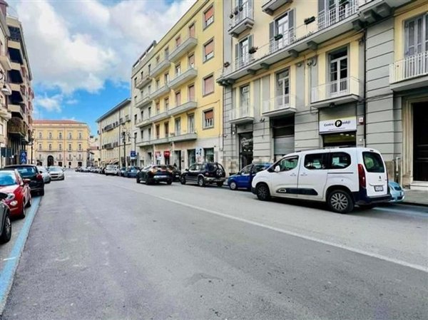 ufficio in affitto ad Avellino