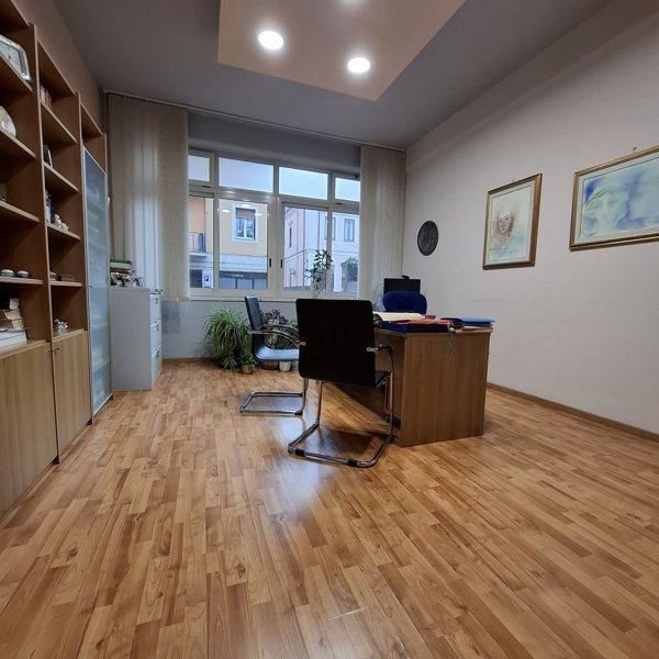 ufficio in affitto ad Avellino in zona Centro Città