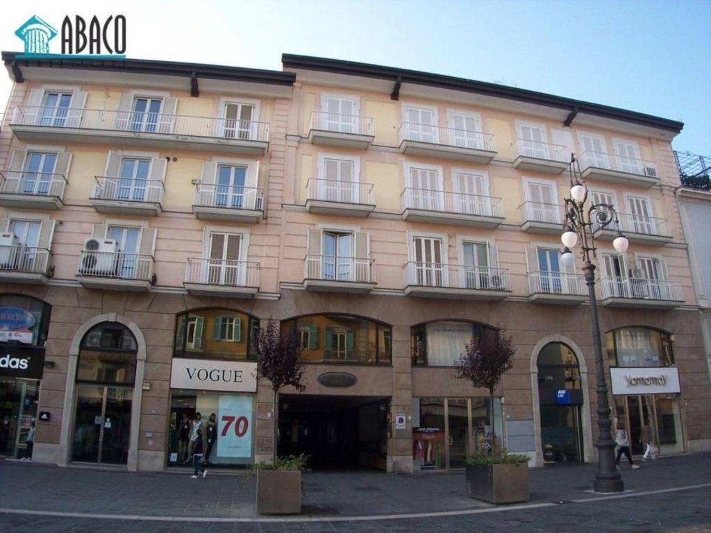 ufficio in affitto ad Avellino