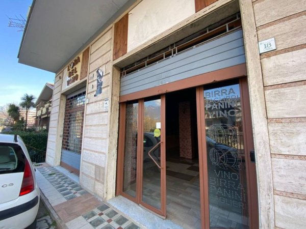 negozio in affitto ad Avellino in zona Centro Città