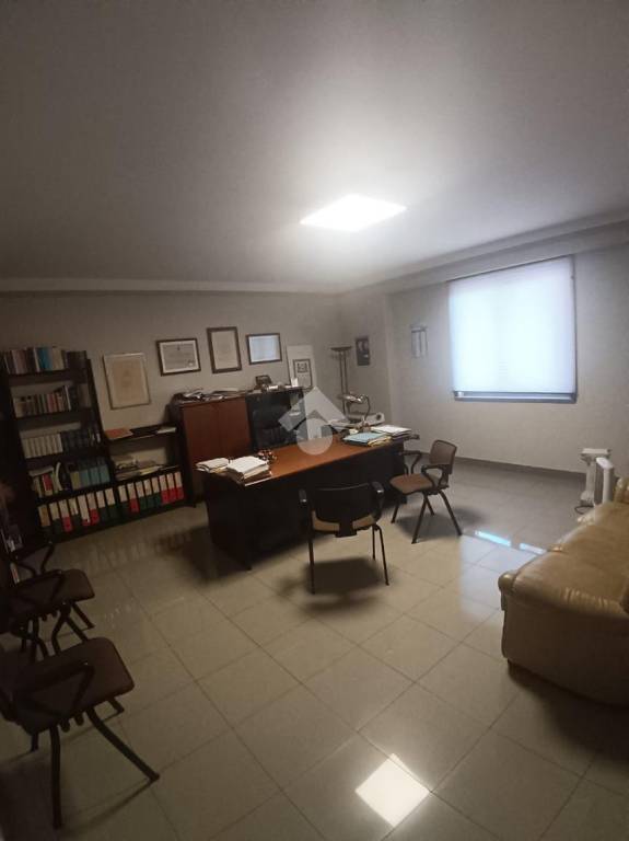 ufficio in affitto ad Avellino in zona Centro Città