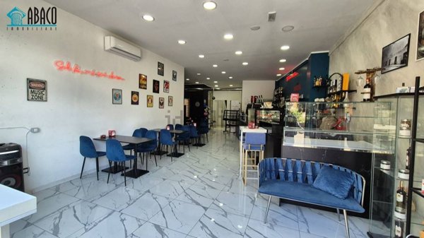 locale commerciale in affitto ad Avellino