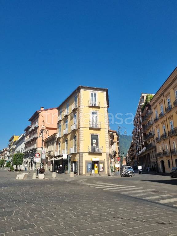 negozio in affitto ad Avellino
