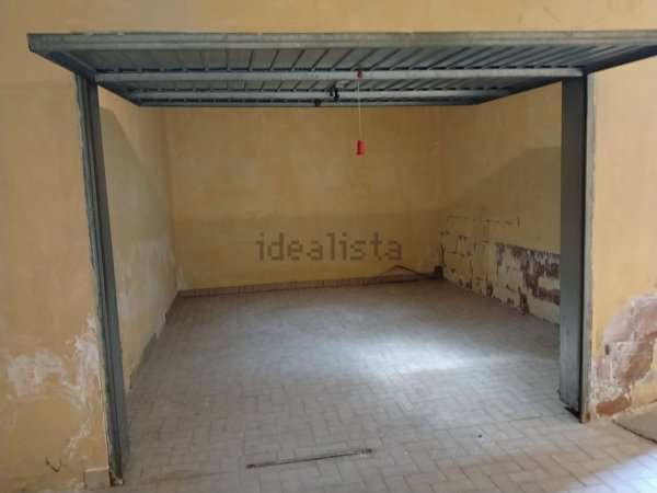 box auto in affitto ad Avellino in zona Centro Città
