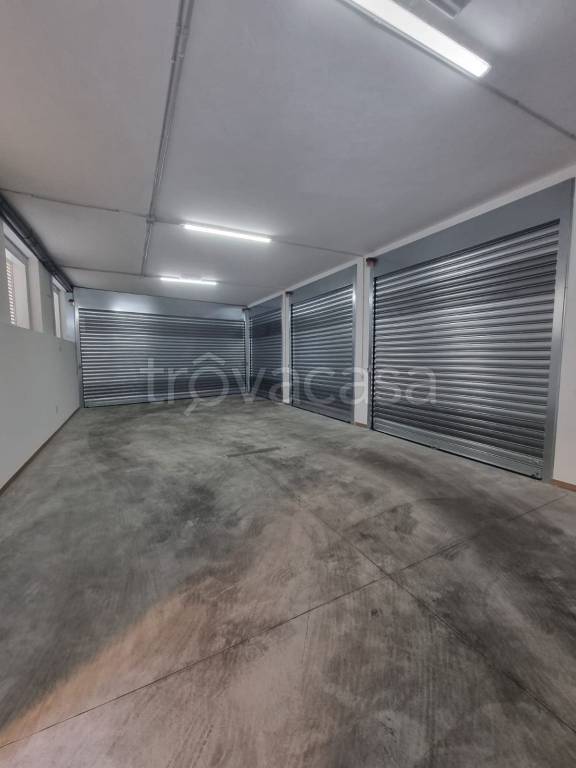 box auto in affitto ad Avellino in zona Centro Città