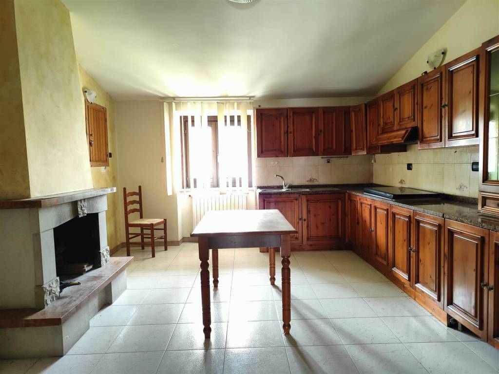 appartamento in affitto a Castelvetere sul Calore