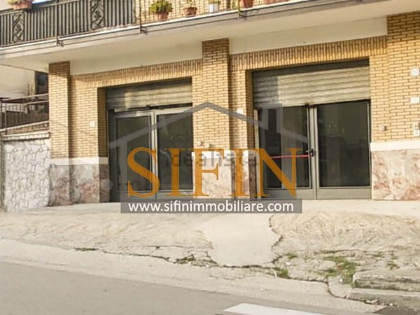locale commerciale in affitto a Grottaminarda