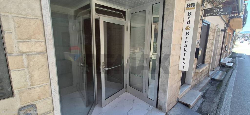 negozio in affitto a Grottaminarda