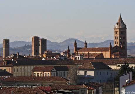 ufficio in affitto ad Alba