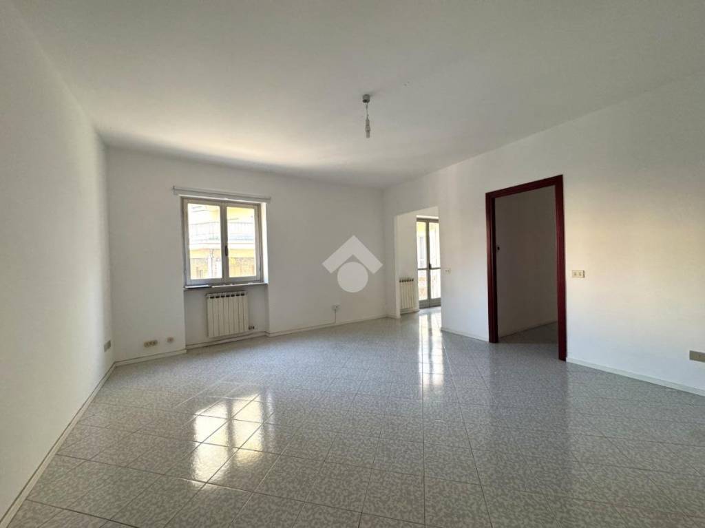 ufficio in affitto ad Alba